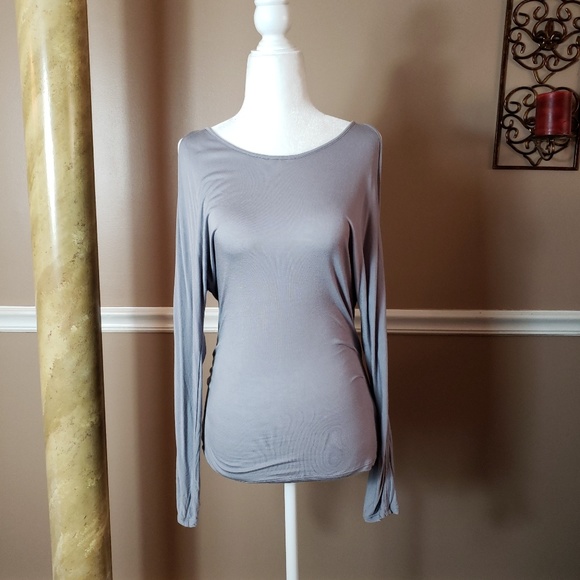 NWOT Express cold shoulder shirt - Picture 1 of 7
